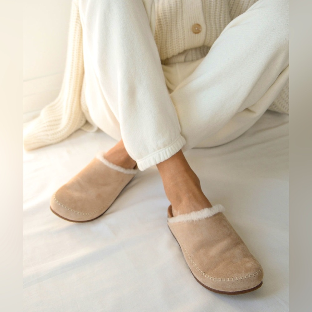 Jenni Kayne Beige Suede Mules with Shearling Trim